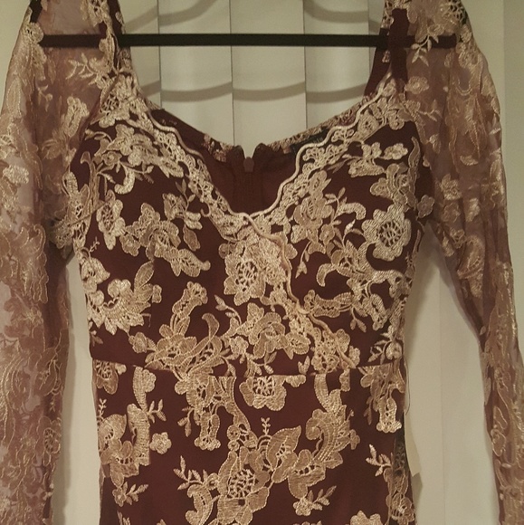 Soiblu Sheer Floral Embroidered Mini Dress (M/L) - Picture 3 of 6